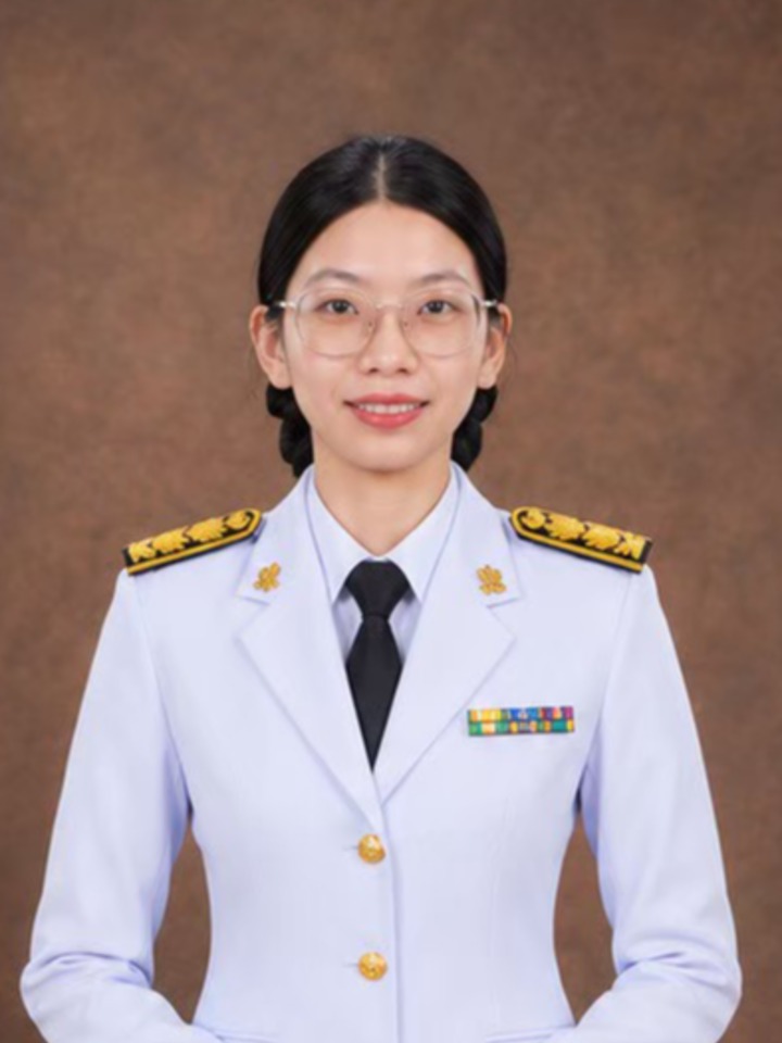 นางสาววรินธร วงศ์จริยธรรม